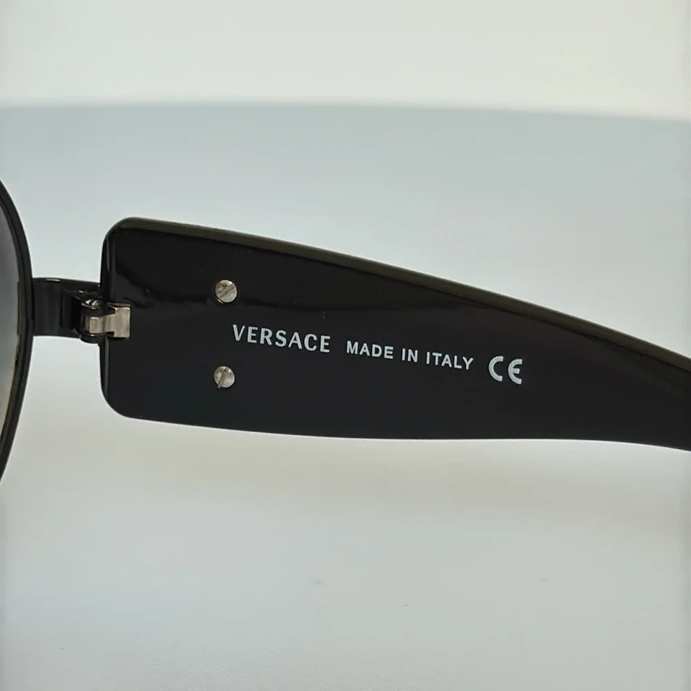 VERSACE SUNGLASSES AUTHENTIC 100%